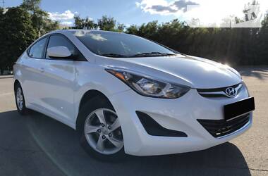 Седан Hyundai Elantra 2015 в Харькове