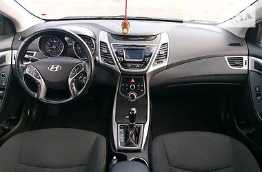 Седан Hyundai Elantra 2015 в Запорожье