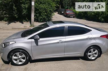 Седан Hyundai Elantra 2012 в 
