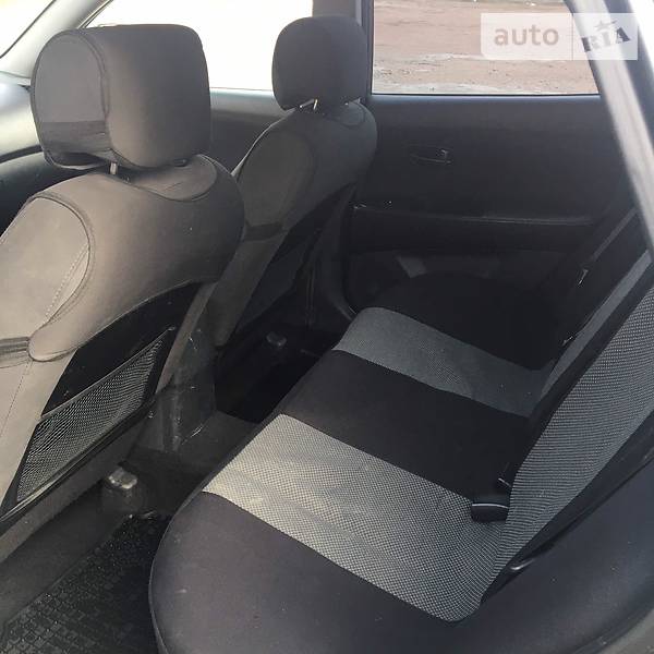 Седан Hyundai Elantra 2008 в Черняхові
