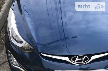 Седан Hyundai Elantra 2014 в 
