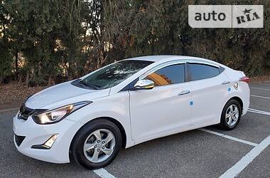 Седан Hyundai Elantra 2014 в Кременчуге