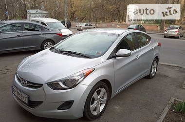 Hyundai Elantra 2011
