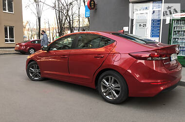 Седан Hyundai Elantra 2016 в 