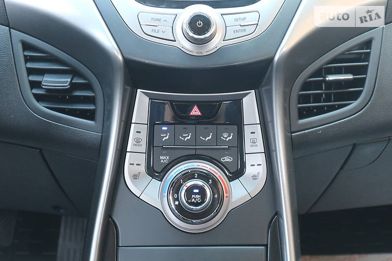 Седан Hyundai Elantra 2013 в Харкові