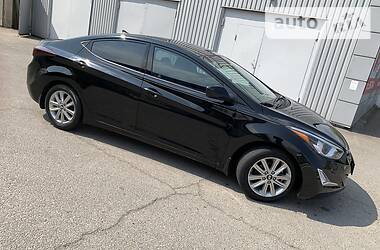 Седан Hyundai Elantra 2014 в 
