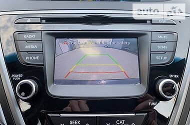 Седан Hyundai Elantra 2014 в 