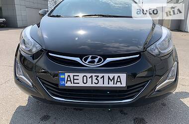 Седан Hyundai Elantra 2014 в 