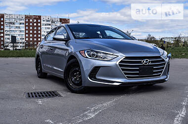 Hyundai Elantra 2016