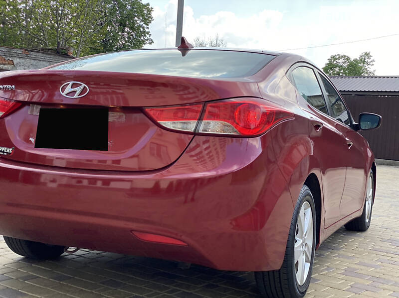 Седан Hyundai Elantra 2012 в Вінниці