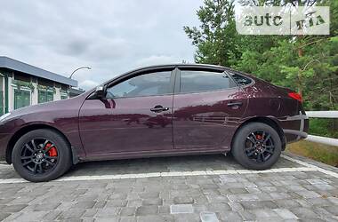 Седан Hyundai Elantra 2010 в Киеве