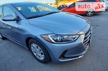 Седан Hyundai Elantra 2017 в 