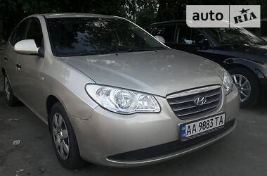 Седан Hyundai Elantra 2008 в Киеве