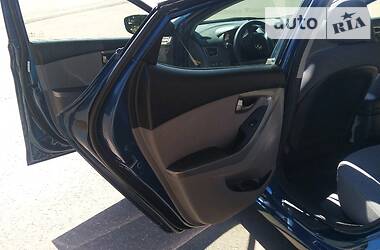 Седан Hyundai Elantra 2014 в 