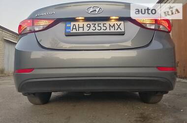 Седан Hyundai Elantra 2015 в Харькове