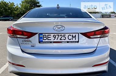 Седан Hyundai Elantra 2016 в Херсоні