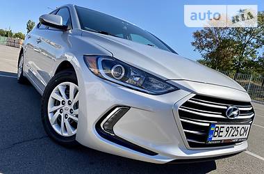 Седан Hyundai Elantra 2016 в Херсоне