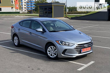 Hyundai Elantra 2017