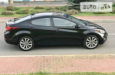 Седан Hyundai Elantra 2015 в Киеве