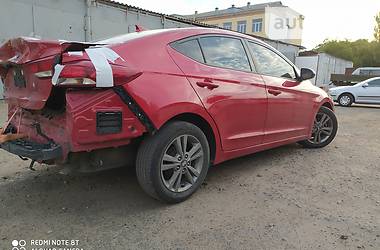 Седан Hyundai Elantra 2017 в Николаеве