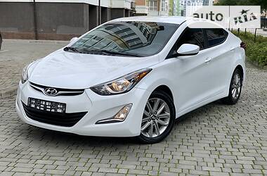 Седан Hyundai Elantra 2014 в Івано-Франківську