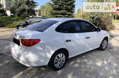 Седан Hyundai Elantra 2011 в Херсоне