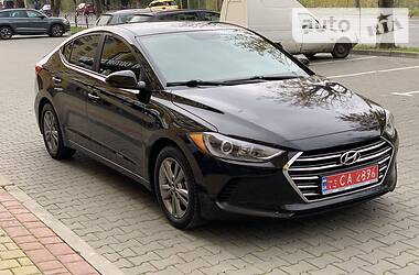 Седан Hyundai Elantra 2017 в Луцке