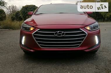 Седан Hyundai Elantra 2016 в Харькове