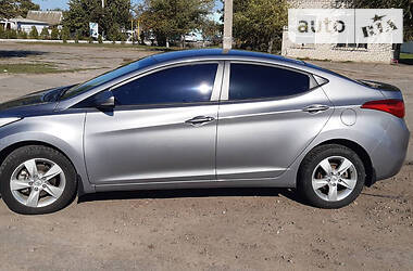 Седан Hyundai Elantra 2012 в Голой Пристани