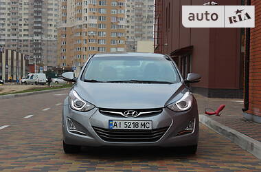 Седан Hyundai Elantra 2014 в Киеве