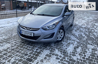 Седан Hyundai Elantra 2015 в Білій Церкві