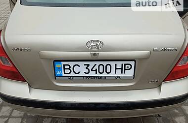 Седан Hyundai Elantra 2001 в Львове