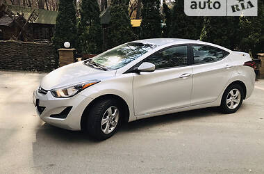Седан Hyundai Elantra 2014 в 