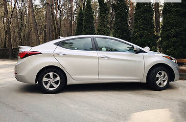 Седан Hyundai Elantra 2014 в 