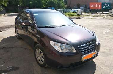 Седан Hyundai Elantra 2010 в Виннице