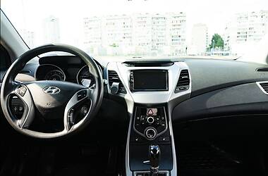 Седан Hyundai Elantra 2014 в Киеве