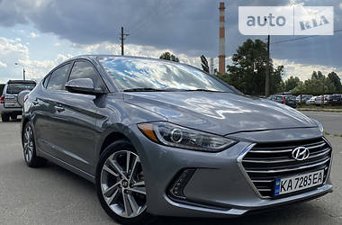 Hyundai Elantra 2015