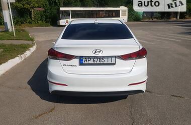 Седан Hyundai Elantra 2017 в Запорожье