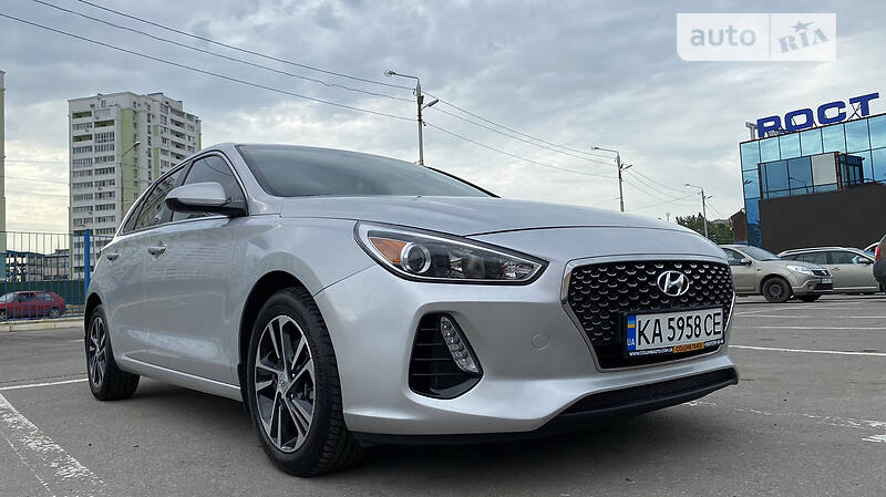 Хетчбек Hyundai Elantra 2018 в Харкові