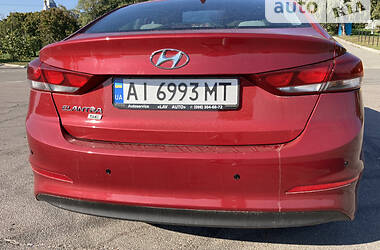 Седан Hyundai Elantra 2016 в Вишгороді