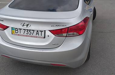 Седан Hyundai Elantra 2011 в Херсоне