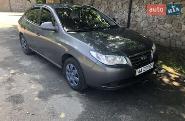 Седан Hyundai Elantra 2008 в Киеве