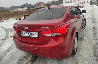 Седан Hyundai Elantra 2013 в Вінниці