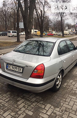 Седан Hyundai Elantra 2001 в Львове