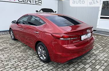 Седан Hyundai Elantra 2017 в Виннице