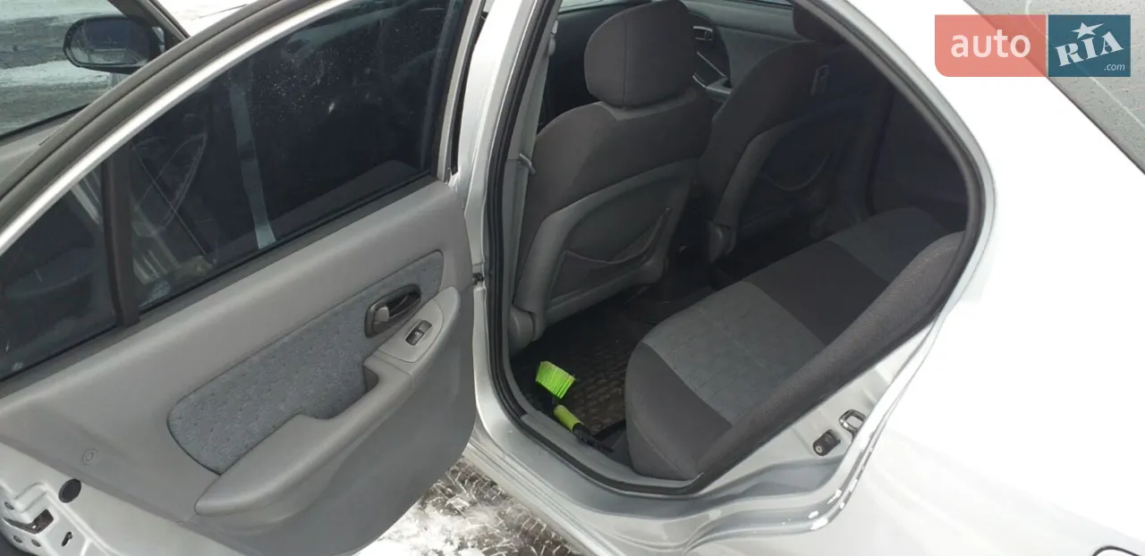 2011 Hyundai Elantra - мініатюра 8