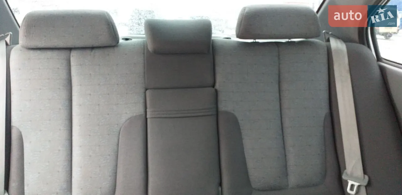 2011 Hyundai Elantra - мініатюра 12