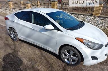 Другие легковые Hyundai Elantra 2013 в Тернополе