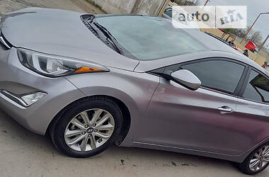 Hyundai Elantra 2013