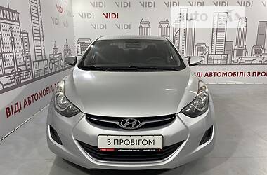 Седан Hyundai Elantra 2011 в Киеве